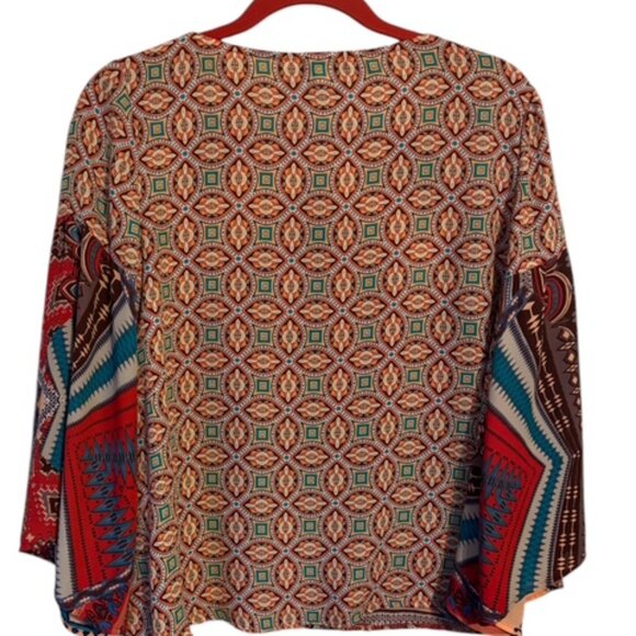 ❤️GORGEOUS PRINT BLOUSE w/WIDER SLEEVES SMALL - Picture 4 of 6